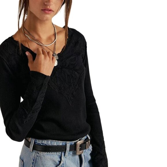 Free People BUTTERFLY CUFF Top Black Size XS - Picture 2 of 3